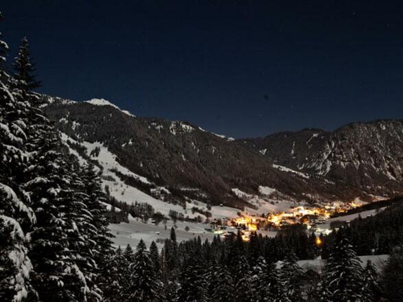 Blick-auf-Brand-bei-Nacht-(c)-Raimund-Meyer---_Alp
