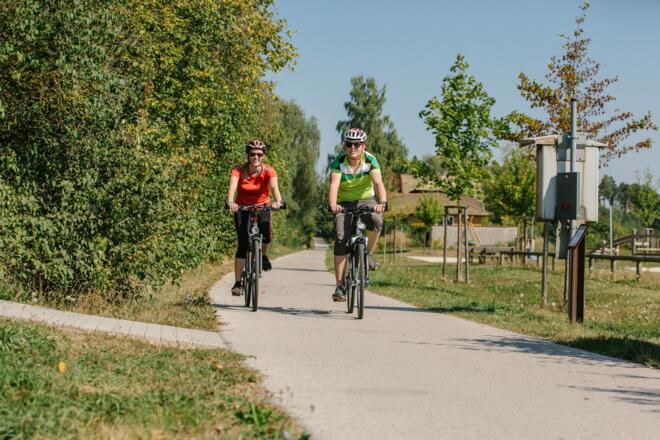 Auf dem Gredl-Radweg