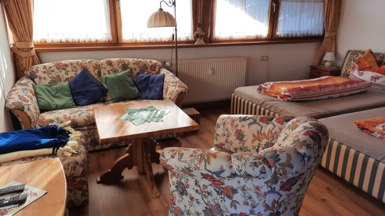 Wohn- Schlafecke 2024