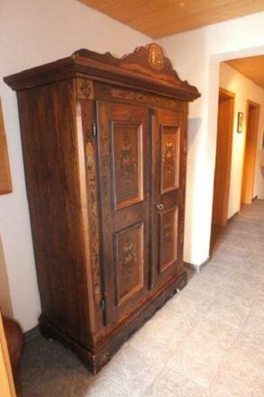 Schrank