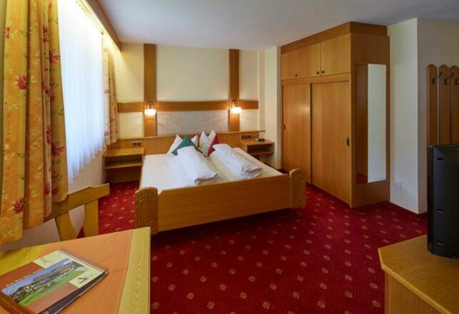 Cormfort- Doppelzimmer ohne Balkon