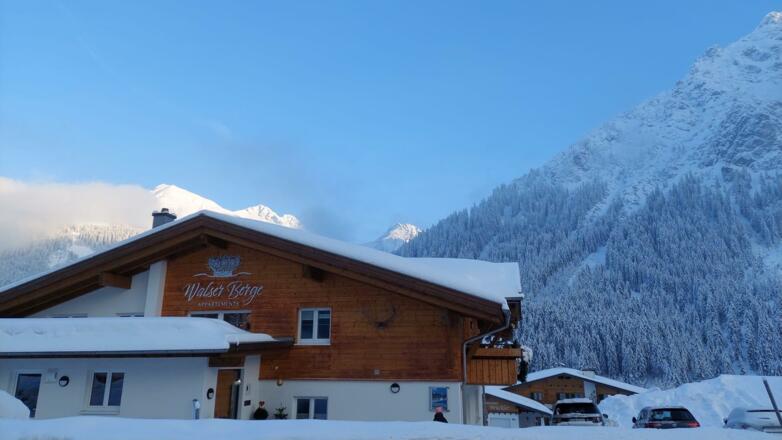 7f663c9d-40be-4f72-994f-4aa4470c8f7a