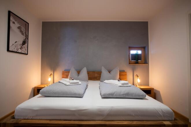 Schlafzimmer 1 im EG