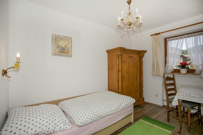 Schlafzimmer 3