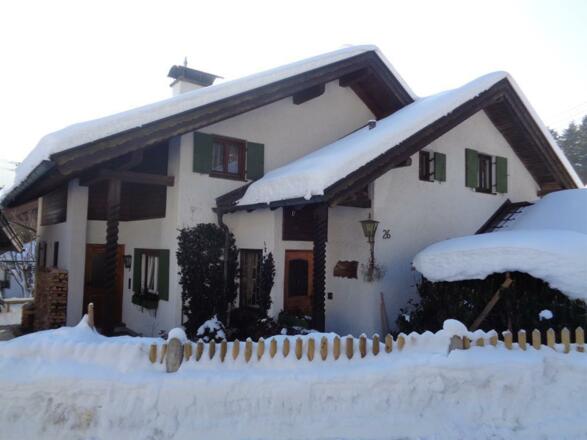 Winteransicht Haus