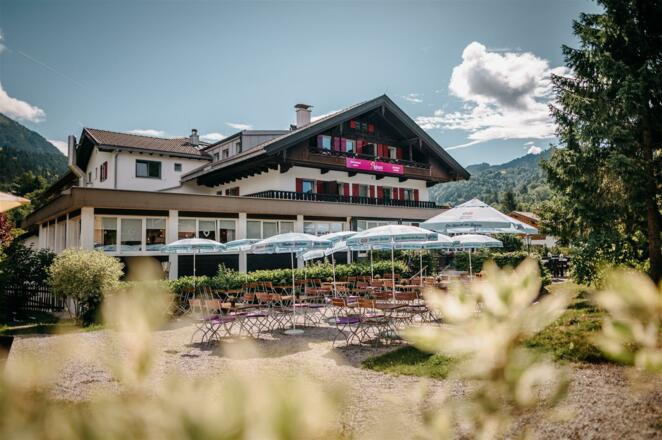 Leiners-Familien-Hotel-BIERGARDEN-1