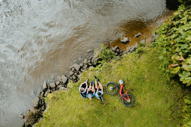 Radfahrerinnen Gasthof Gierlinger Obermühl an der Donau