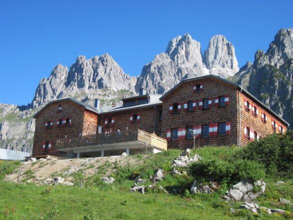 Hofpürglhütte mit den Bischofsmützen