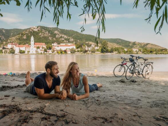 Rast am Donaustrand in traumhafter Kulisse