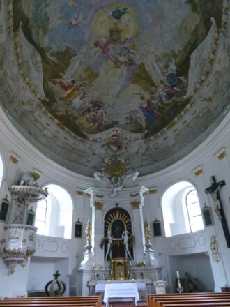 Der ovale Kirchenbau in Böckstein wurde 1764 bis 1766 nach den Plänen von Wolfgang Hagenauer errichtet.