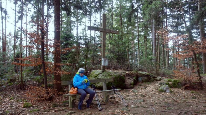 Helmetzedter Berg 924m mit Bankerl