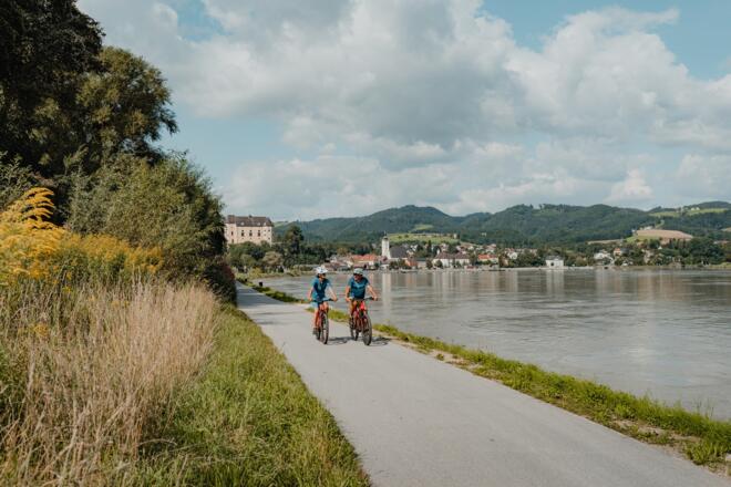 Donauradweg Grein