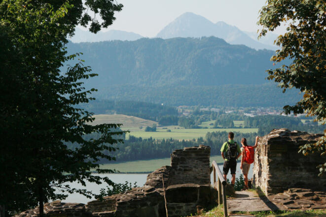 Ausblick von der Burgruine Hopfen am See