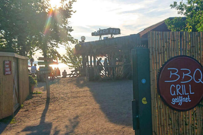 beachbar uebersee sonnenuntergang 2