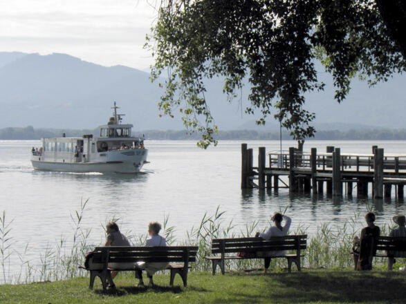 Chiemsee Schiffsankunft Fraueninsel