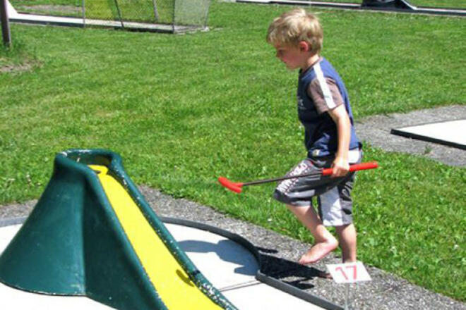 Minigolf-am-Neubeurer-See-1