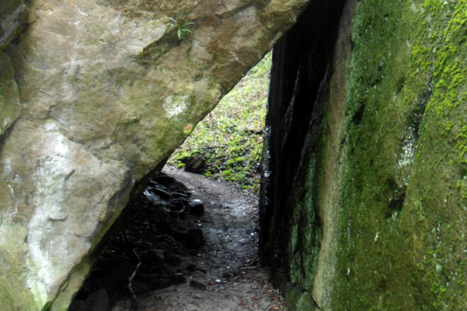 wolfsschlucht-neubeuern-durchgang
