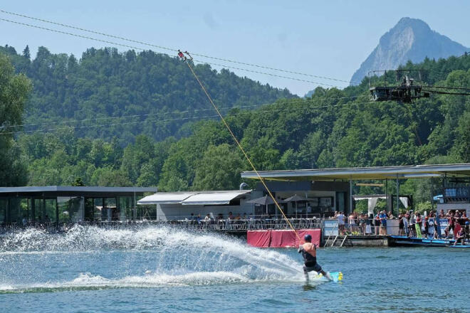 wasserskilift-hoedenauer-see