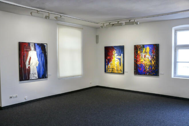 Galerie_Prien_Armin-Mueller-Stahl-Ausstellung-c-Prien-Marketing