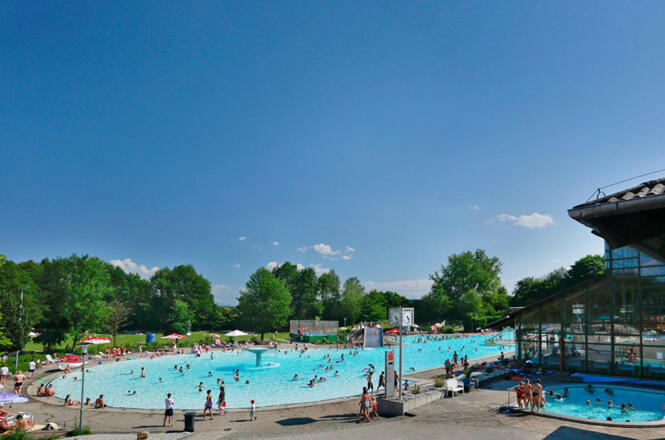 Außenpool-Außenbereich