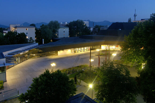 KUKO_Außenansicht bei Nacht