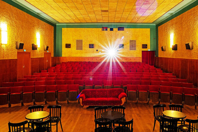 Titelbild Marias-Kino, Projektorstrahl, Seite 118-web