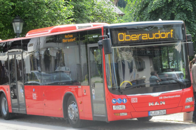 ausflugsbus-priental