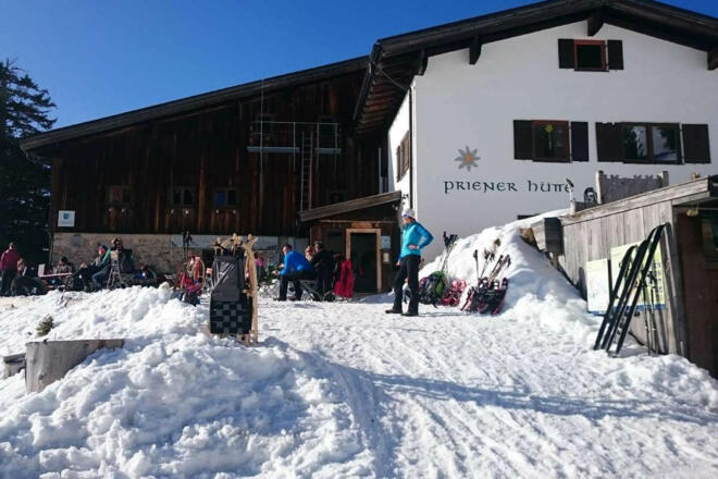 priener-huette-wandern-winter