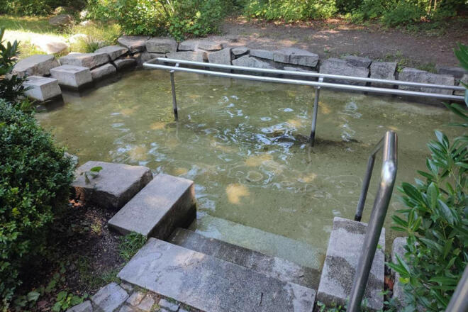 kneippanlage-riedergarten-rosenheim-wassertreten