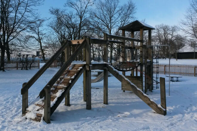 Spielplatz Chieming im Winter