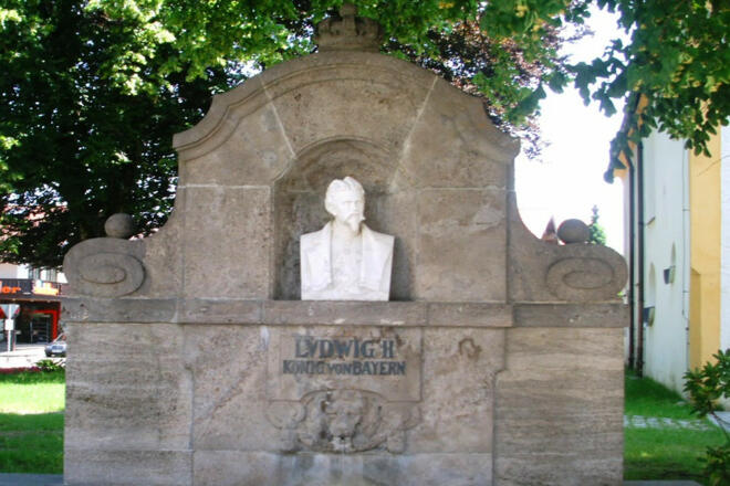 König Ludwig Denkmal Grassau_1200x800_2