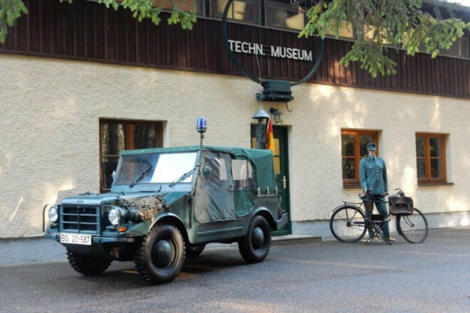 1. Bild f. CAT -Eingang Museum_