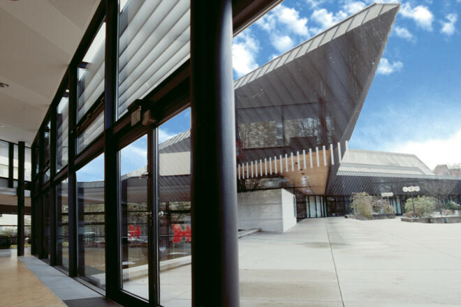 KU_KO_Außenansicht Tag