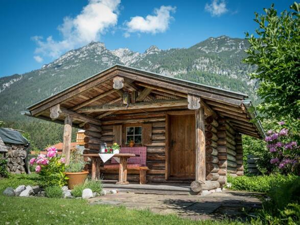 Garten- und Glühweinhütte