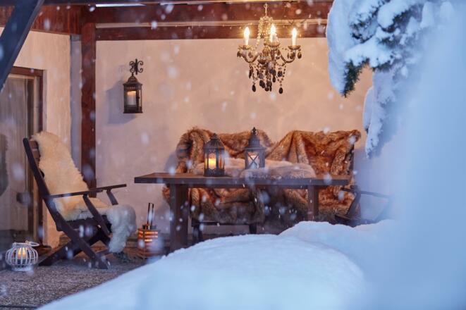 Kuschelige Terrasse im Winter