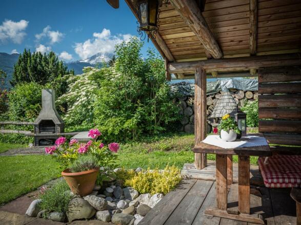 Garten- und Glühweinhütte