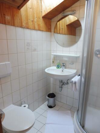 Bad Zimmer Nr. 1