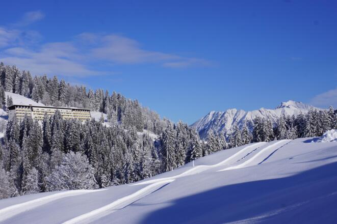 Hausansicht im Winter