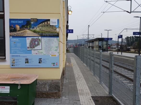 Bahnhof Freistadt - Plan nicht rollstuhlgerecht durch Sandkiste