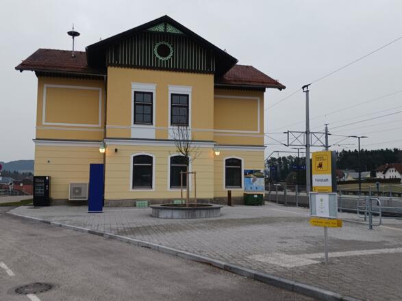 Bahnhofvorplatz Freistadt nach Umbau