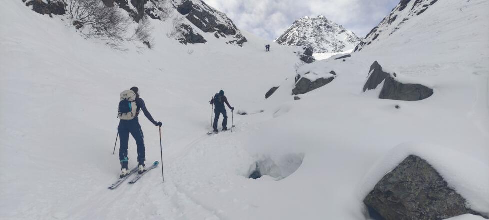 in der unteren Zwinge