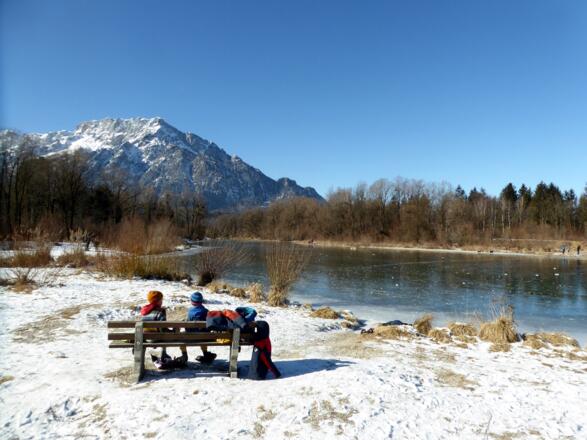 .... und die zugefrorene Königseeache im Winter 2021.