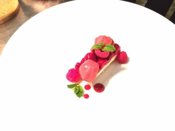 13918874_646818105491567_1271559881_o