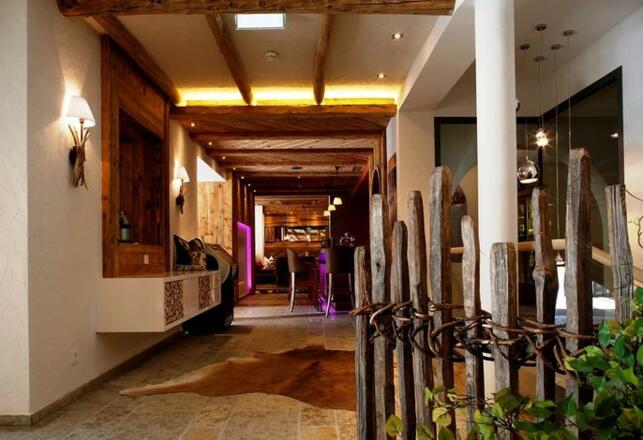 Almhotel Told