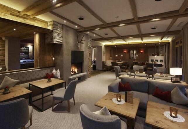 Almhotel Told