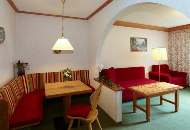Almhotel Told