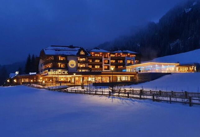 Hotel Bergblick *****