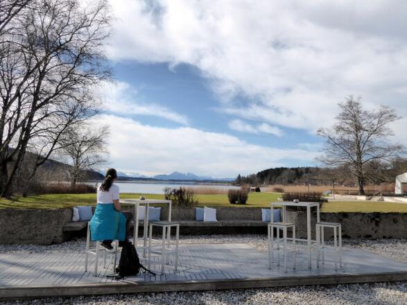 Genusshalt beim Schneckenwinkler in der Wallersee-Ostbucht.