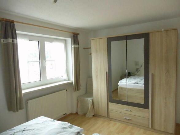 FW 2-Schlafzimmer 4