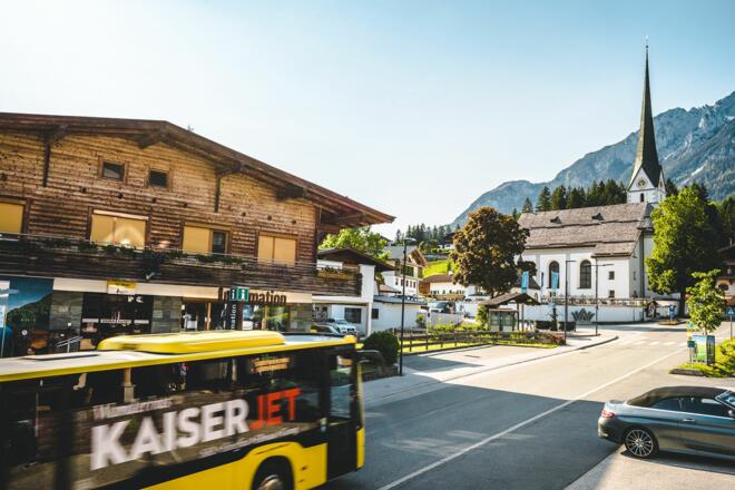 Scheffau_Ortskern_Infobüro_Wilder Kaiser